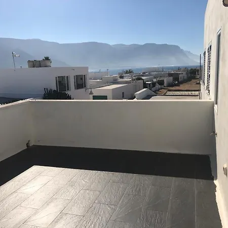 Duplex La Graciosa Калета-де-Себо